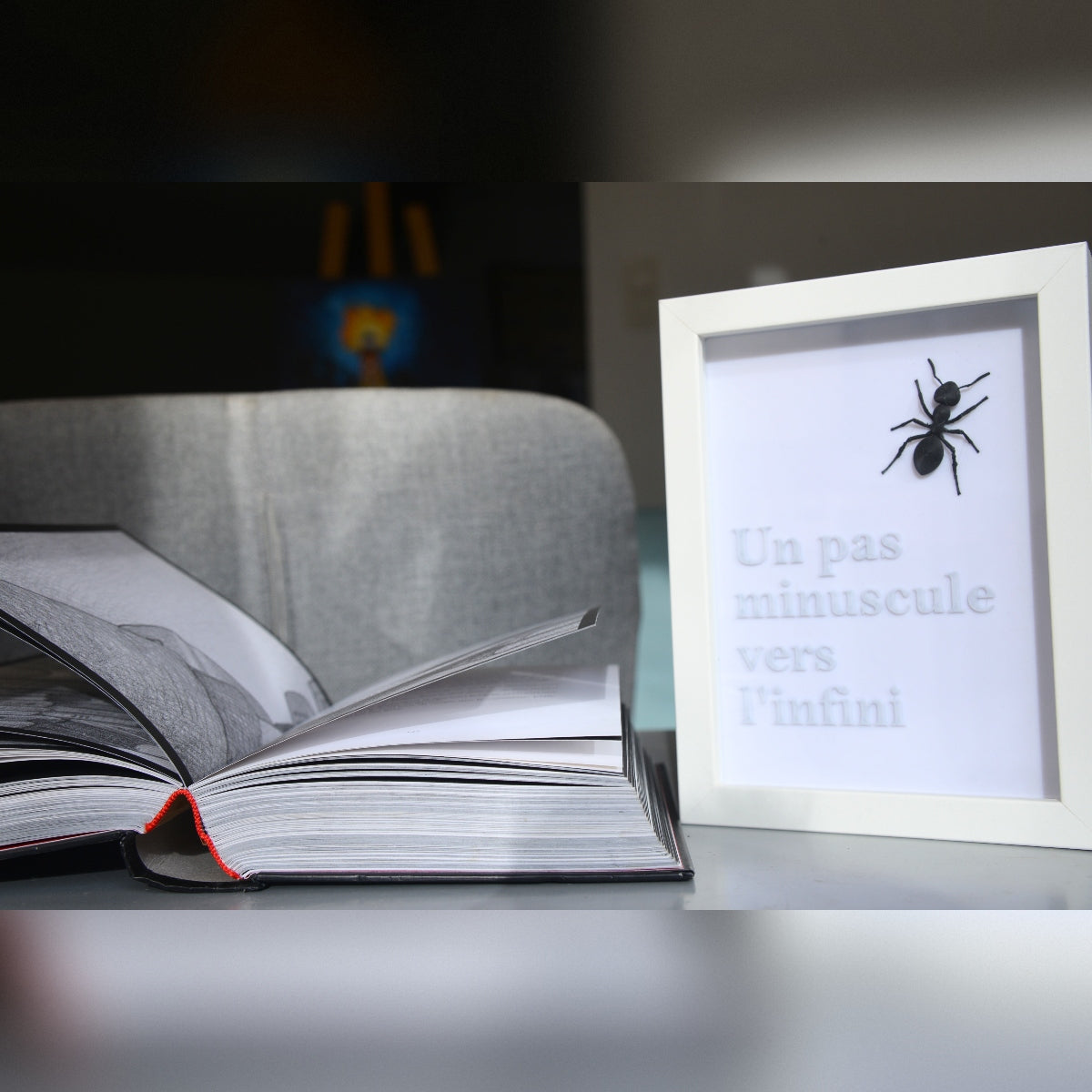 Minuscule Infini - Cadre